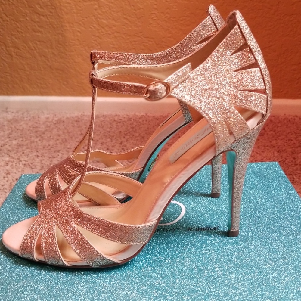 Blue by Betsey Johnson heels size 9 - Picture 3 of 4